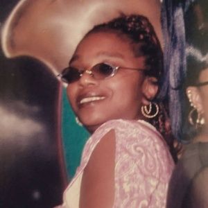 Meet your Posher, Clarrisa